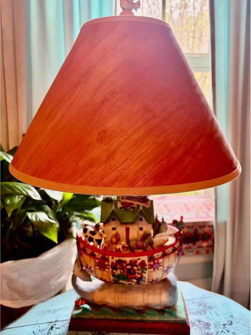 Jim Shore Heartwood Creek Noah's Ark table lamp base. [COPY] [COPY]
